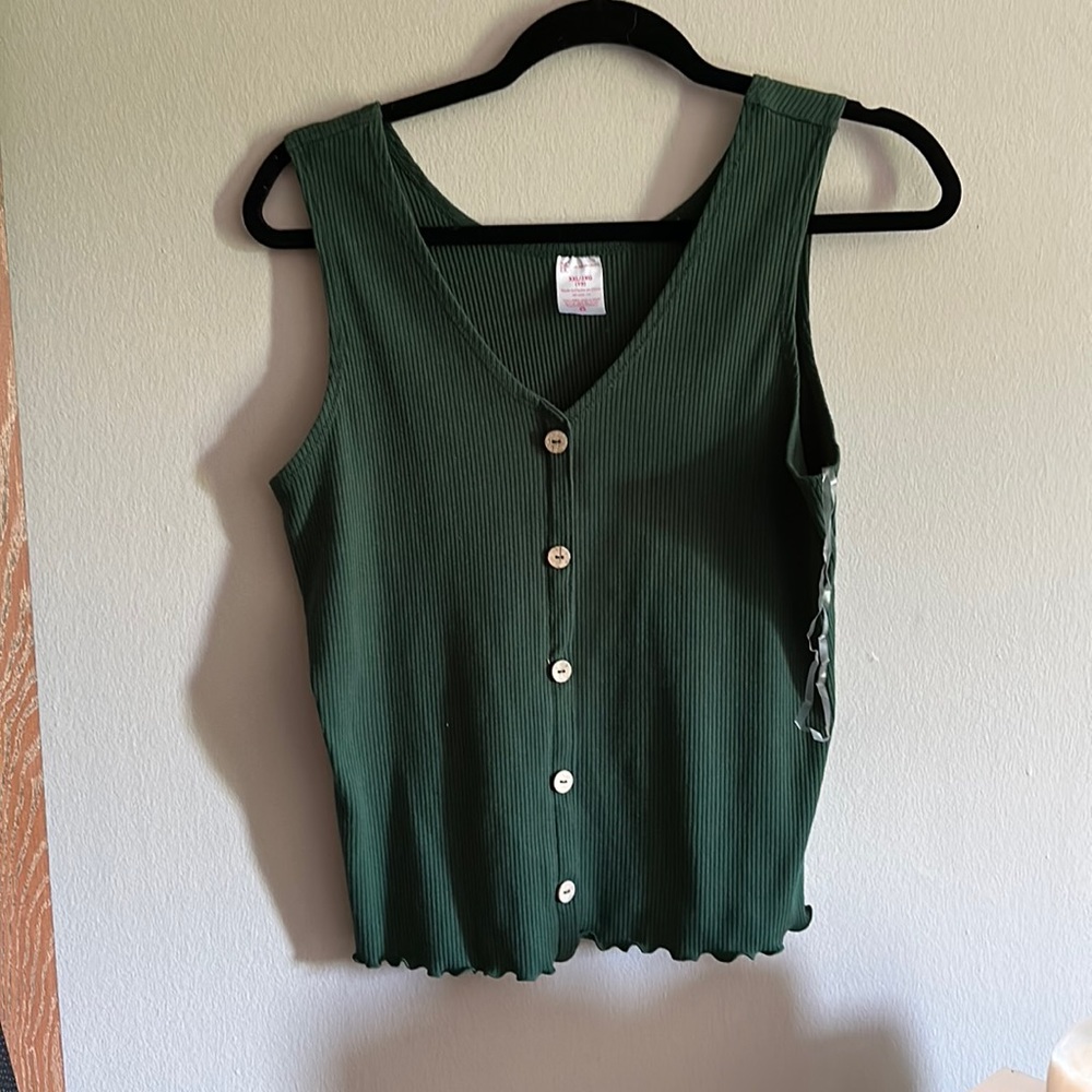 No Boundaries Green Tank